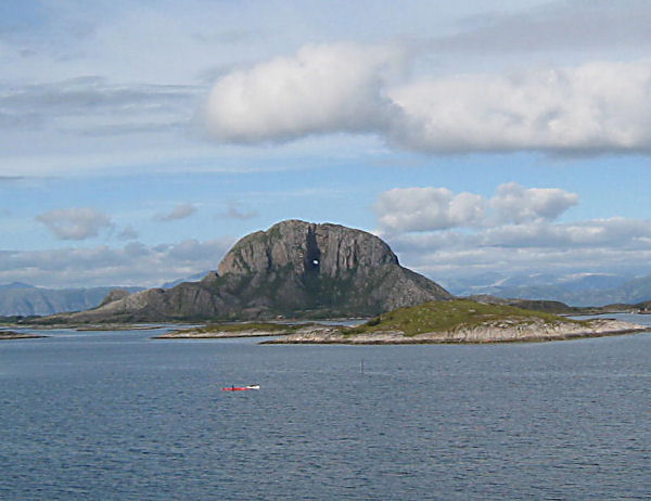 Torghatten