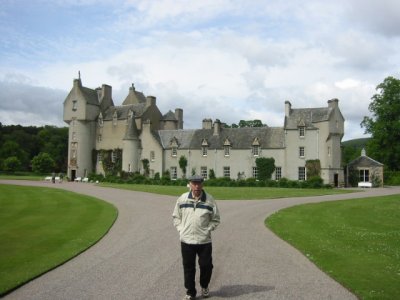 Ballindalloch Castle